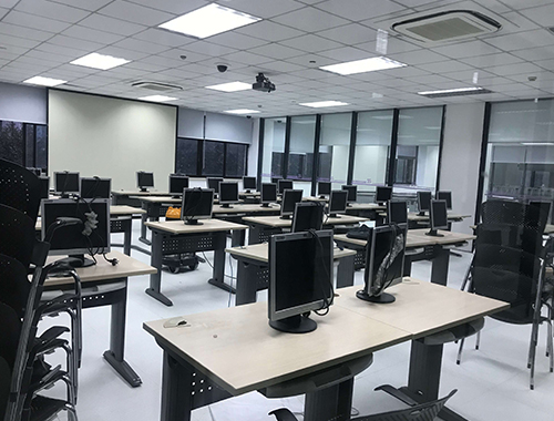 全鋼無邊防靜電地板工程